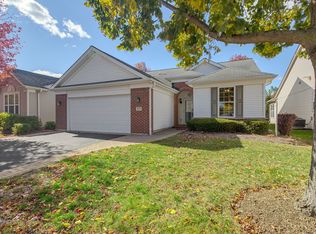 2573 Venetian Ln, Elgin, IL 60124