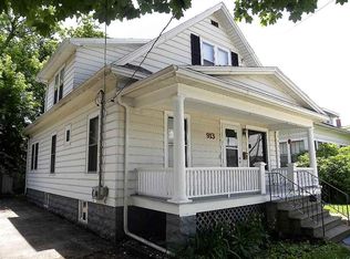 913 Winnebago Ave, Oshkosh, WI 54901