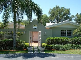 6800 SW 106th St, Pinecrest, FL 33156