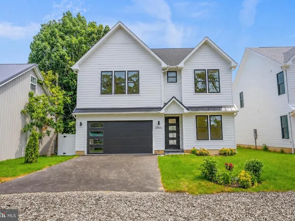 37411 Malloy St, Rehoboth Beach, DE 19971