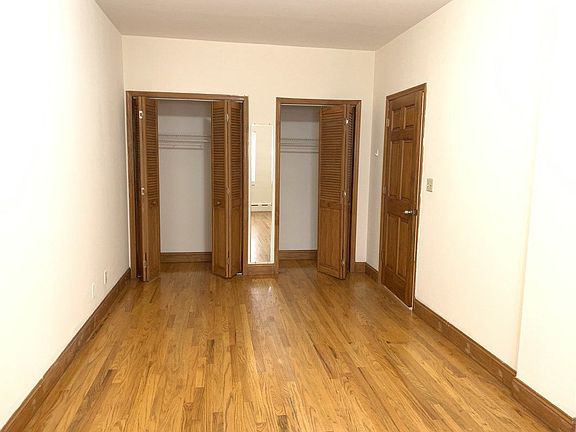 5th image of 4548 47th St APT 1B