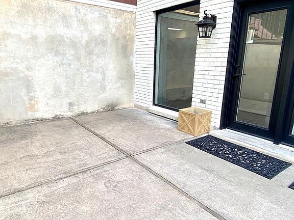 2nd image of 2586 E Woodland Dr S #1