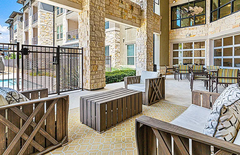 Hickory Creek Ranch Apartments — Photo 51