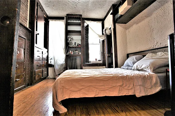 Rented by Metropolitan Property Group | media 15