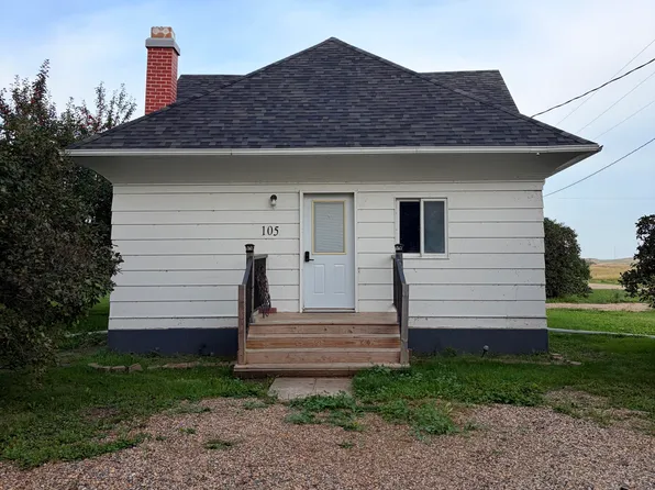 105 Ruth St S, Streeter, ND 58483
