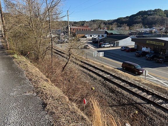 3rd image of LOT Main St