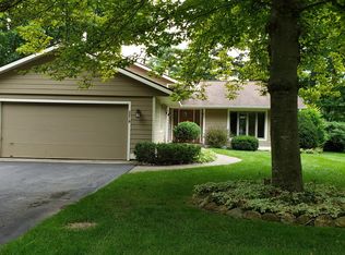 2218 E Timberlane Dr, Traverse City, MI