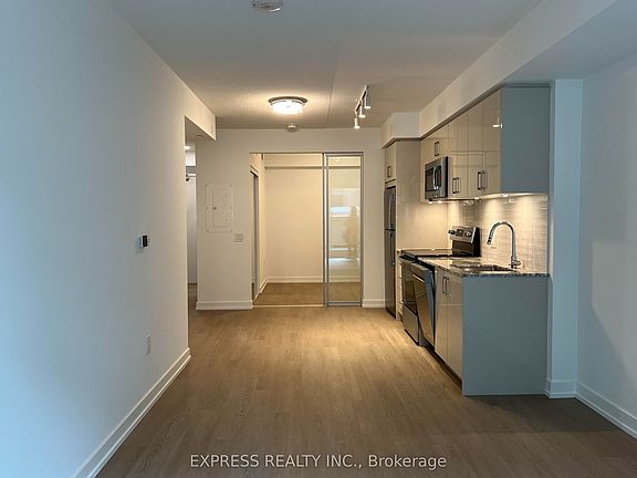 3rd image of 4010 Eglinton Ave W #516
