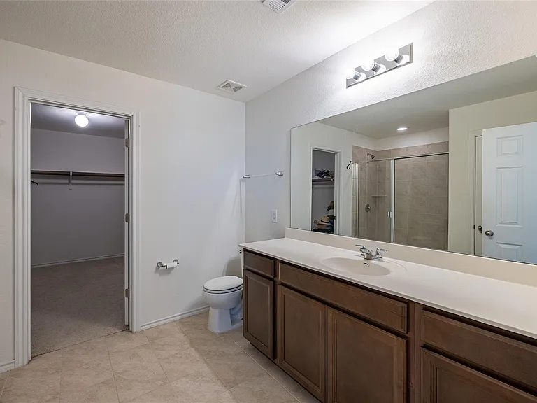 6300 Routenburn St — Photo 31