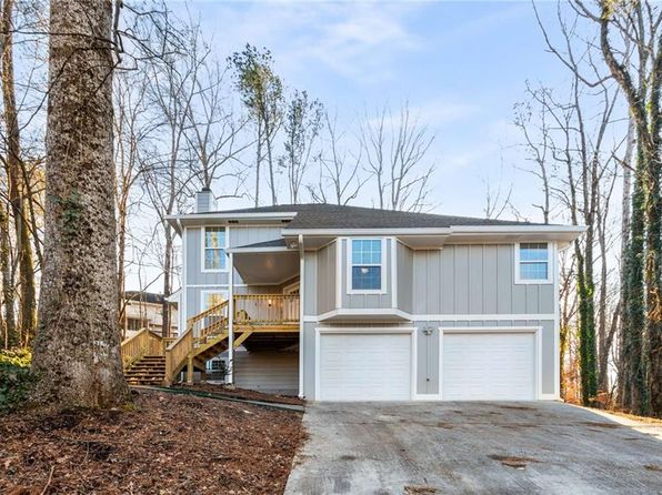 3412 Belleford Ct NE