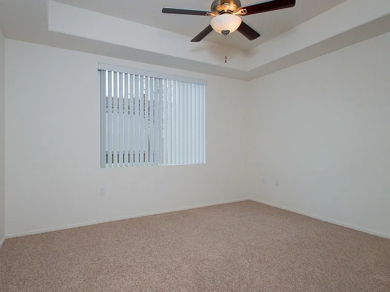 Avila Apartment Homes — Photo 34