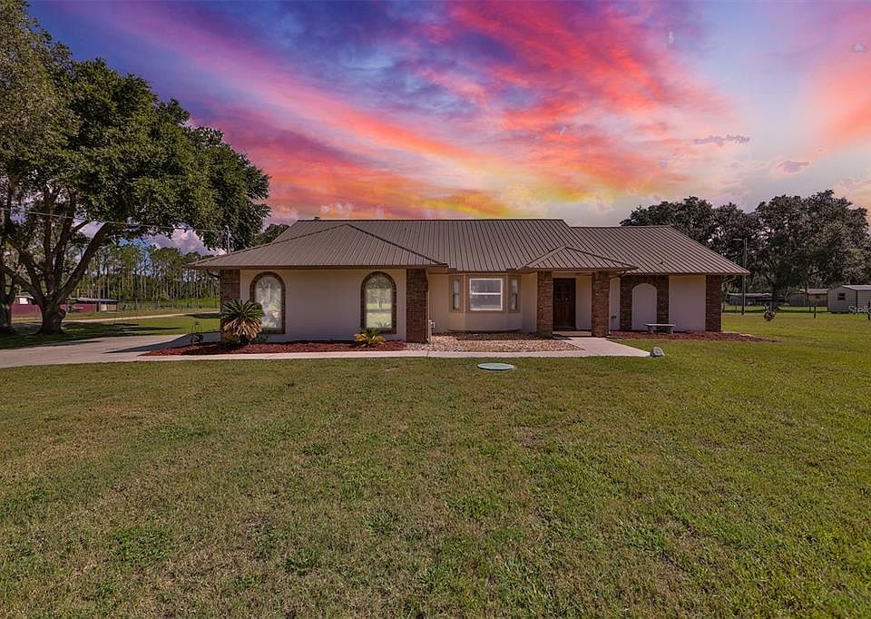 1st image of 4640 Justin Ln