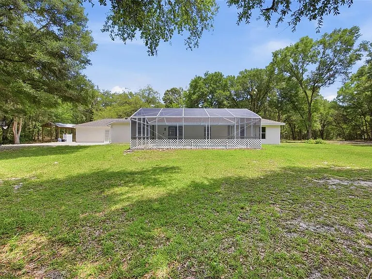 7050 NE State Road 121 — Photo 37