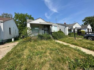 18877 Moenart St, Detroit, MI 48234