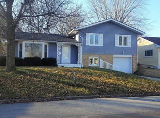 135 Wisconsin Dr, Decatur, IL 62526