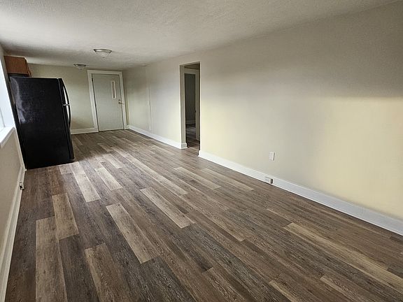 5th image of 1343 E Duval St