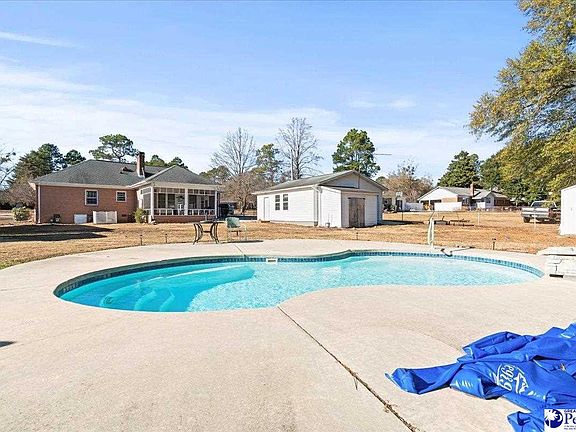 2nd image of 502 Jefferson St