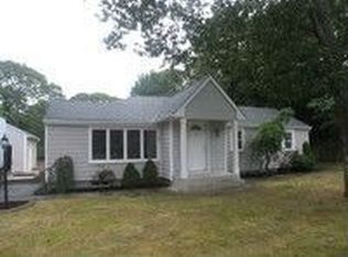 119 Blue Point Rd, Selden, NY 11784