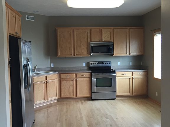 4th image of 1116 N 83rd St