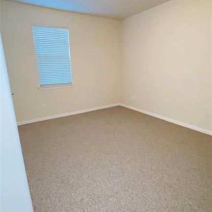 4th image of 5625 Dolores St #B