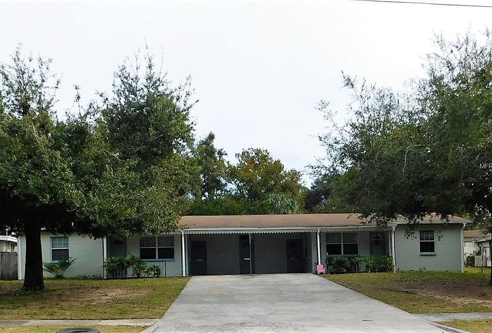 1st image of 209 1st St