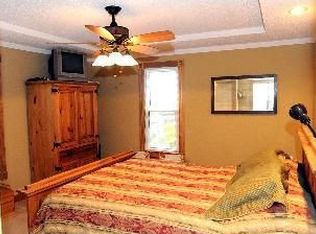 348 Woodlawn Ave, Cambridge, OH 43725