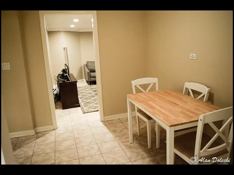 4154 N Meade Ave #G — Photo 7