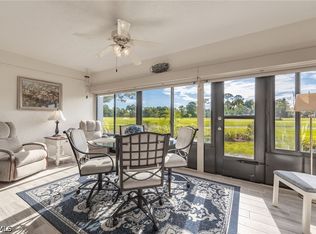 5905 Trailwinds Dr APT 812, Fort Myers, FL 33907
