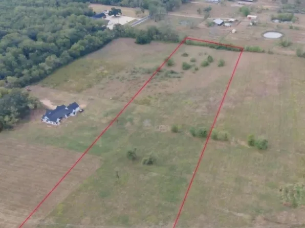 23102 Pittman Dr, Angleton, TX 77515