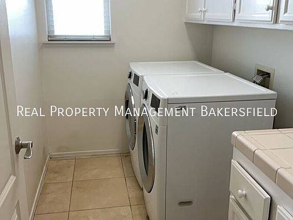 5th image of 520 Windsor Park Dr