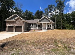 169 Cathedral Ln, Daniels, WV