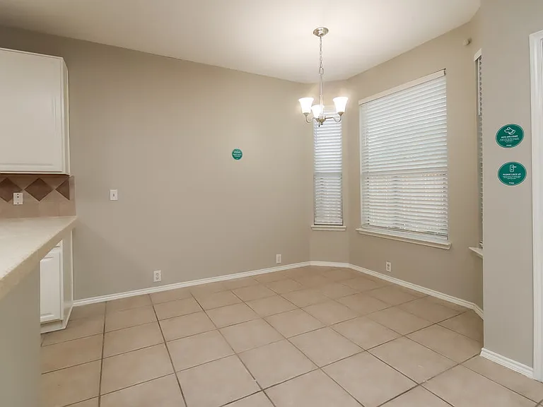 11003 Sentry Ct — Photo 8