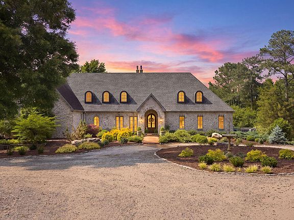 4th image of 117 Friendfield Ln