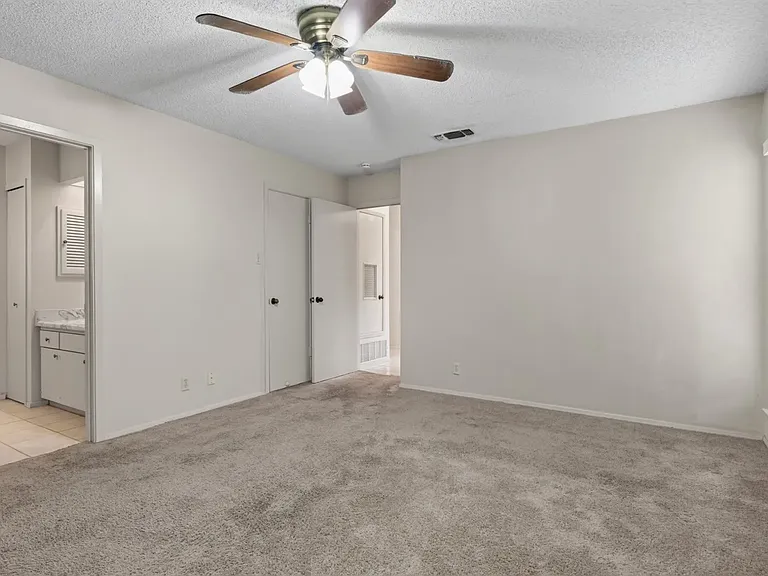 143 Forrest Trl — Photo 19