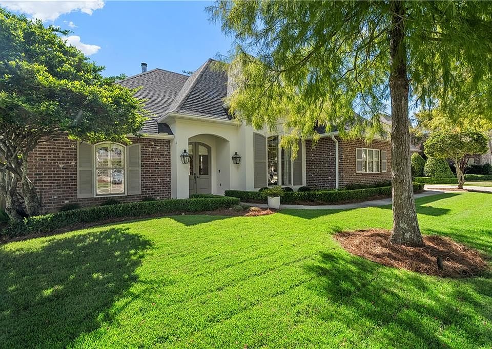 1st image of 40 Tara Ln