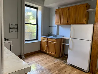 Rented by Metro Prop NY Corp