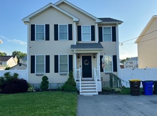 35 Lewiston St, Fall River, MA 02721