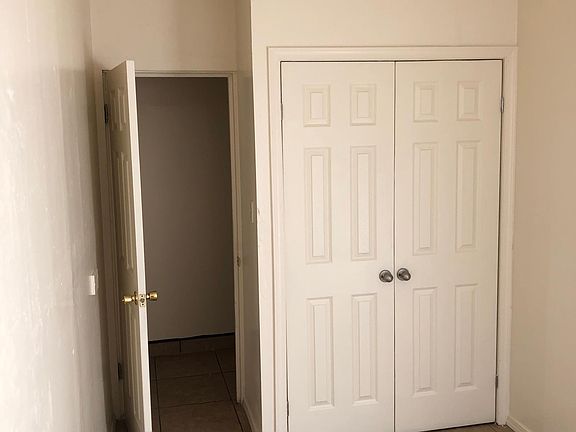 5th image of 1129 30th St