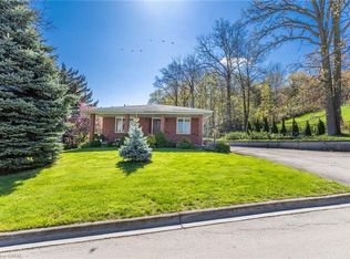84 Homeside Ave, Hamilton, ON L8G 3H1