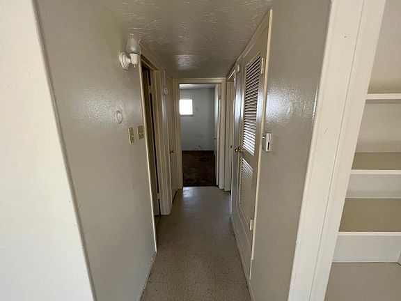 4th image of 4024 Pierce Ave #6