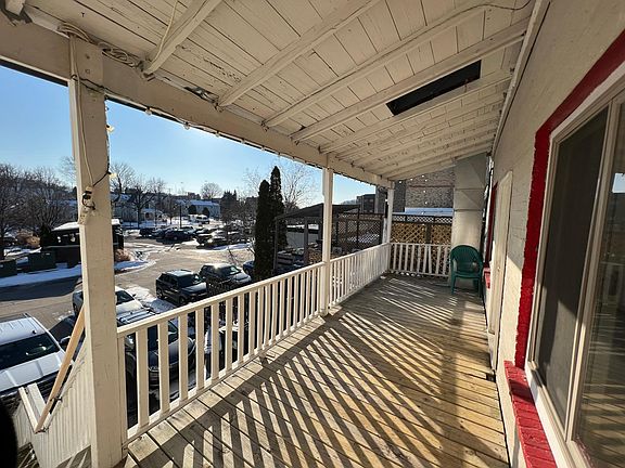 4th image of 112 Washington Ave #3