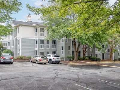 211 Oakwood Ct, Winston Salem, NC, 27103
