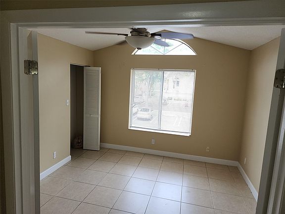 4th image of 1104 Coral Club Drive #1104