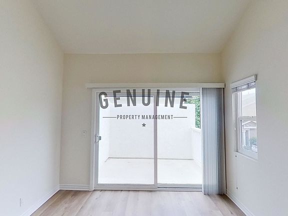 3rd image of 125 E Wilson St #2