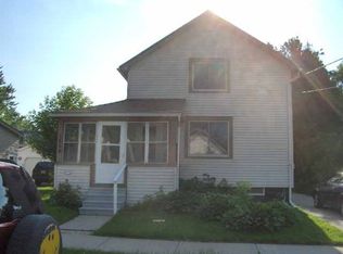 1529 N Oneida St, Appleton, WI 54911