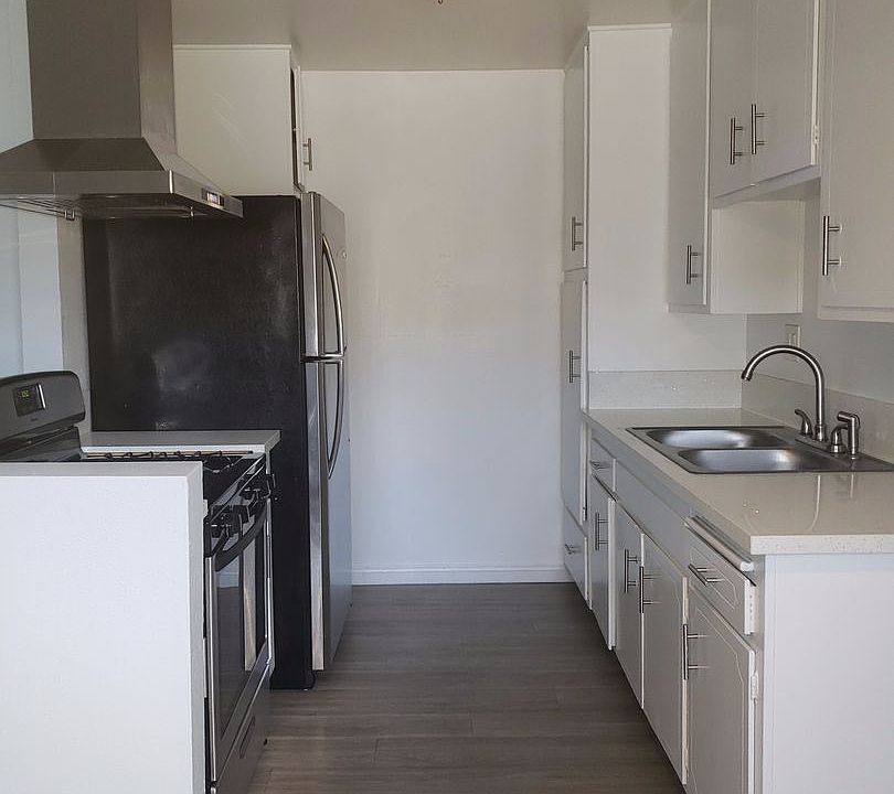 1st image of 21024 Bryant St APT 17