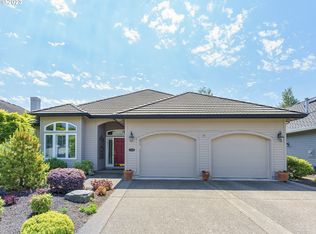 15200 NW Aberdeen Dr, Portland, OR 97229