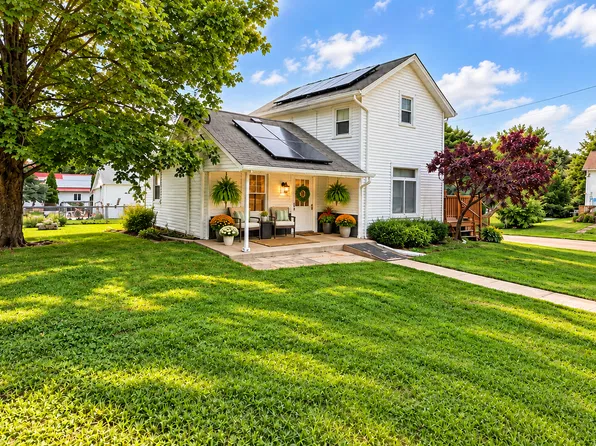 409 N Barber Ave, Polo, IL 61064