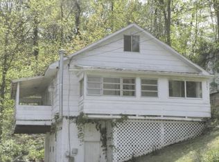 3061 Point Marion Rd, Morgantown, WV 26505