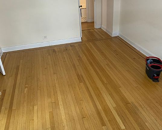 4th image of 330 E 71st St Ste 1A
